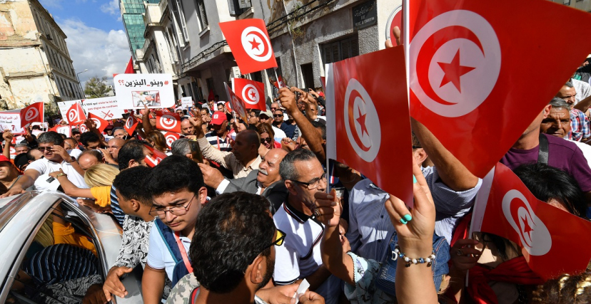 تتفق في التوصيف ولا تتوحد كالعادة .. المعارضة تتحين لحظة 14 جانفي